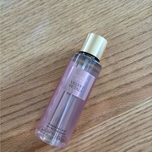 Victoria’s Secret body mist velvet petals
